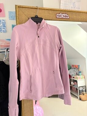 Lululemon define jacket in size 6